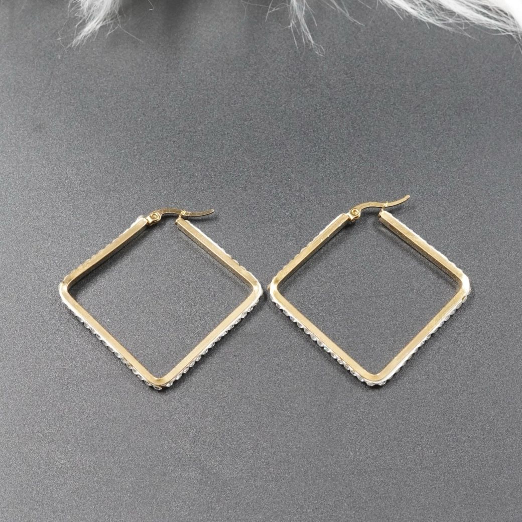 CANDONGA ROMBO PIEDRA BLANCA-DORADO